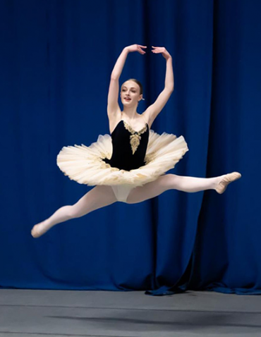 Ballet Dancing - Laura Deighton Dance Company - 10